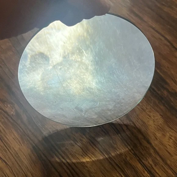 Round Glass Magnifying Lens - Picture 2 of 6